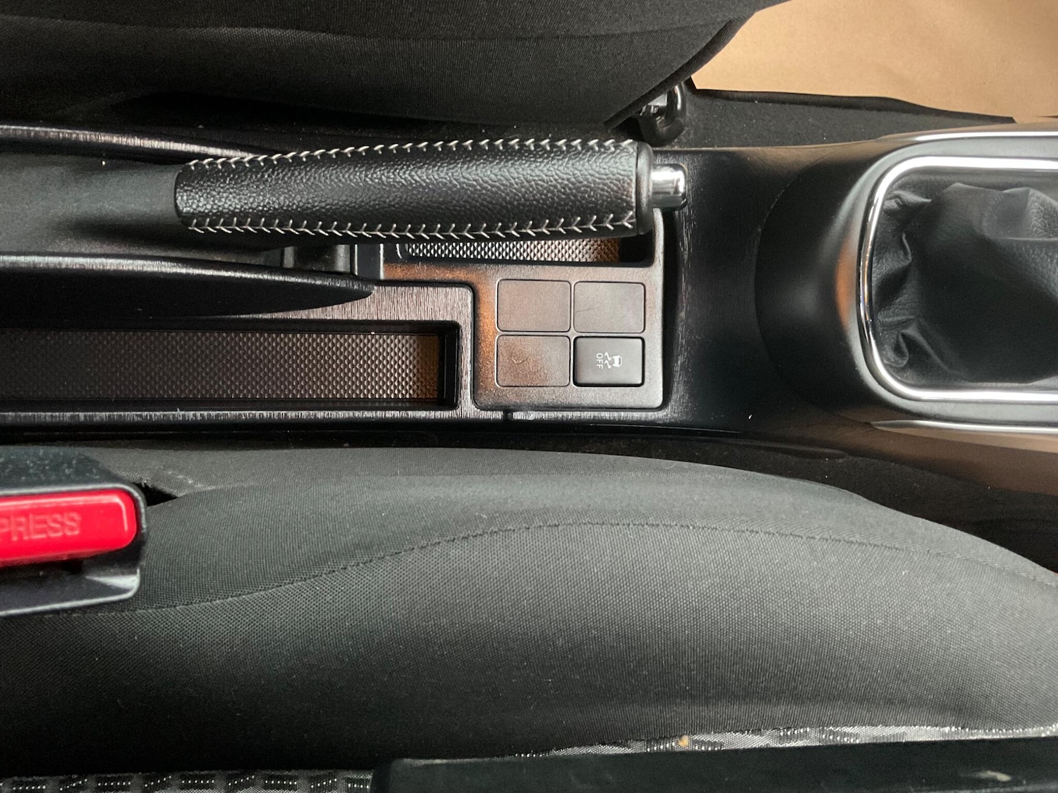 Used Toyota Yaris 2014 for sale - 76886181: Photo 23