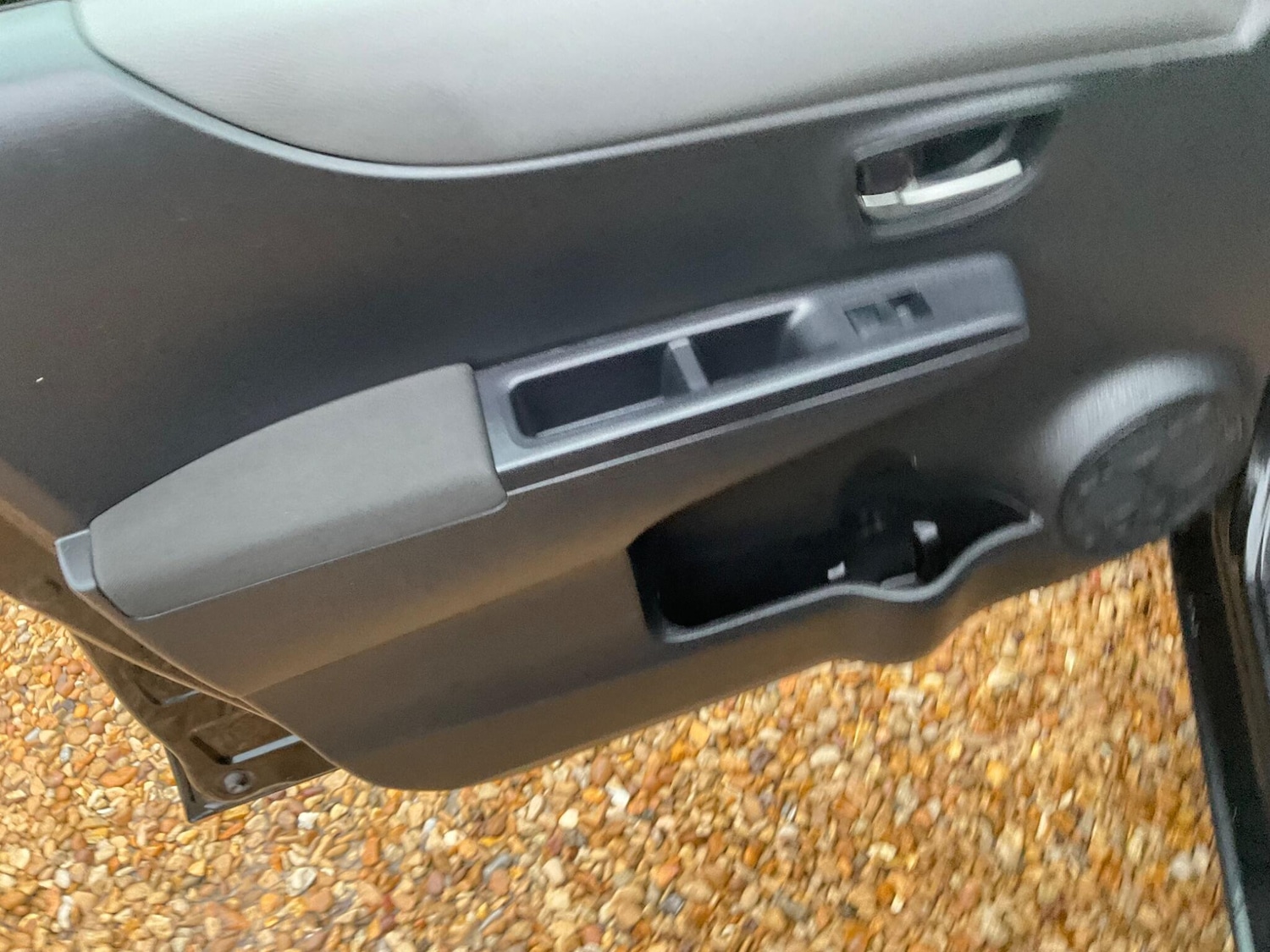 Used Toyota Yaris 2014 for sale - 76886181: Photo 34