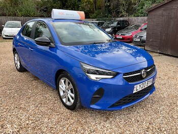 2020 (20) - 1.2 Turbo SE Premium 5dr