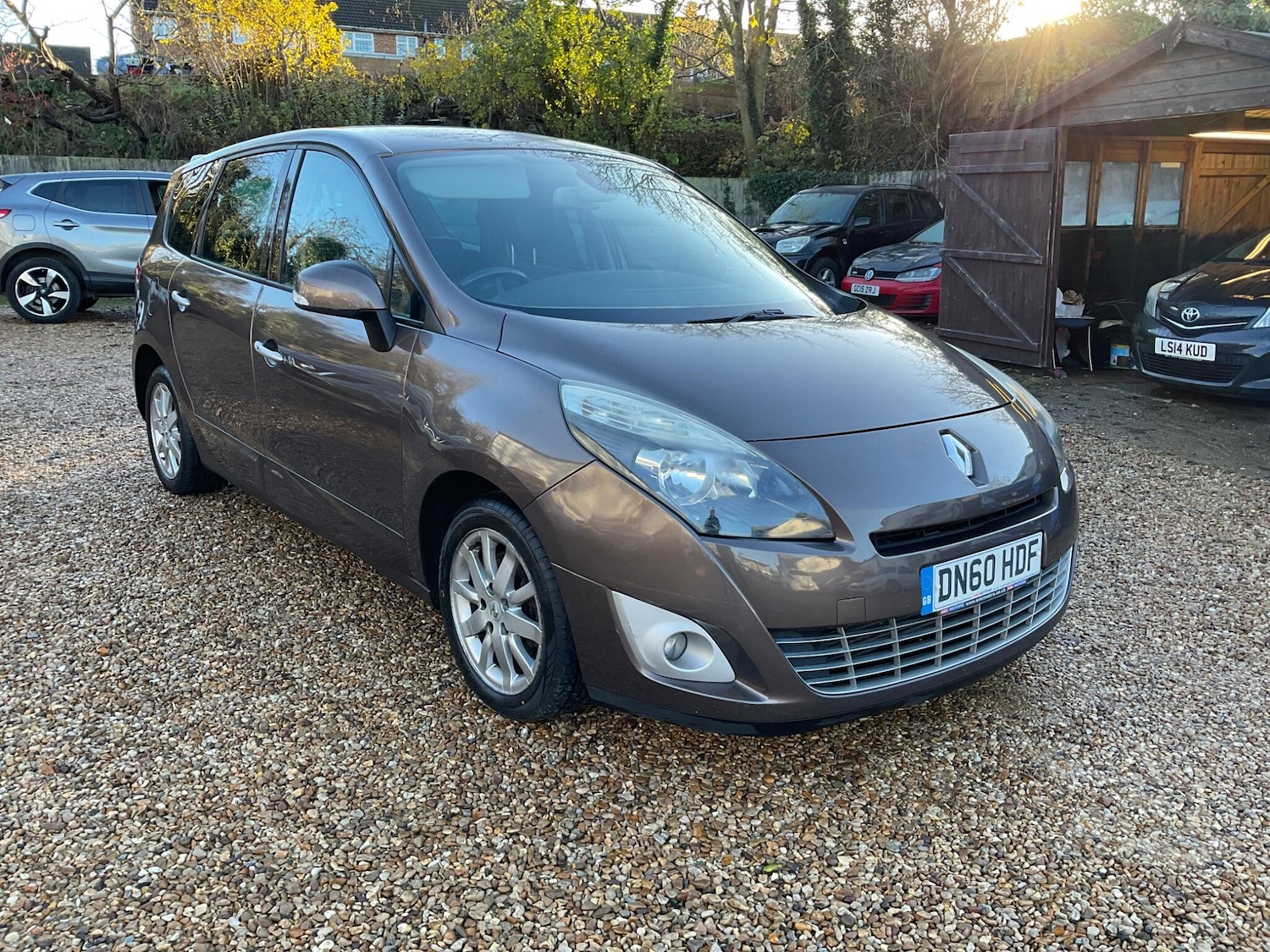 Used Renault Grand Scenic 2010 for sale - 76801146: Photo 1