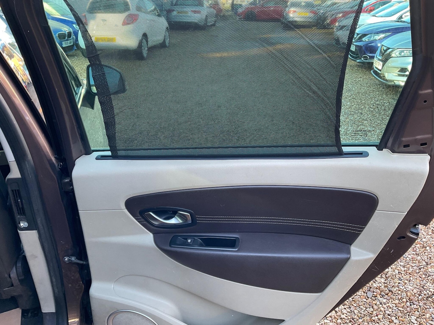 Used Renault Grand Scenic 2010 for sale - 76801146: Photo 21