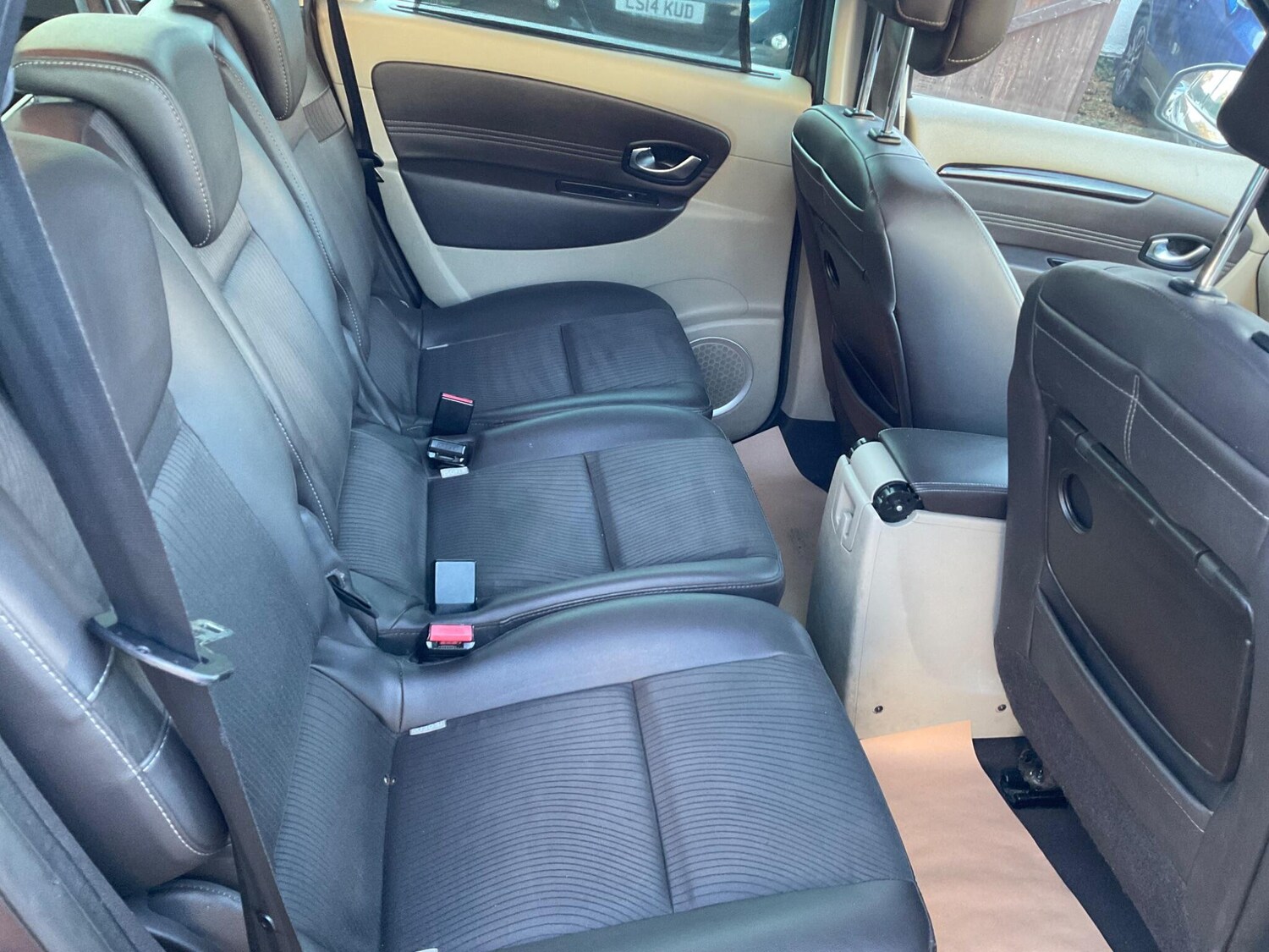 Used Renault Grand Scenic 2010 for sale - 76801146: Photo 23