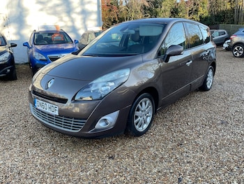 Used Renault Grand Scenic 2010 for sale - 76801146: Photo