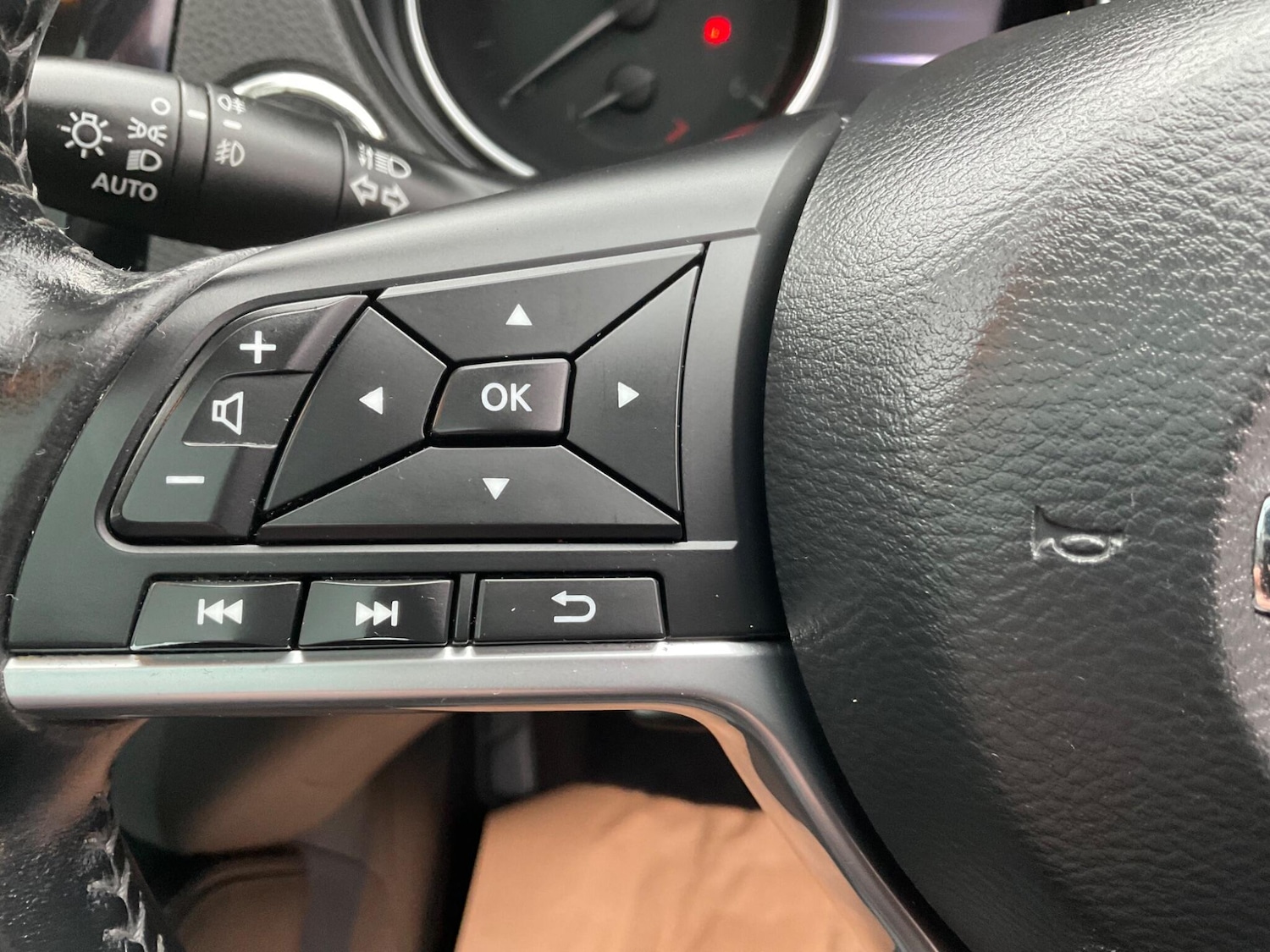 Used Nissan Qashqai 2017 for sale - 77331937: Photo 10