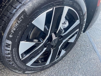 Used Peugeot 208 2025 for sale - 76756969: Photo