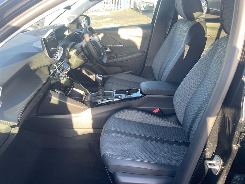 Used Peugeot 208 2025 for sale - 76756969: Photo 8