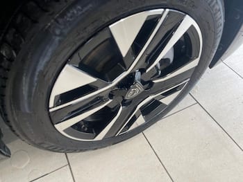 Used Peugeot 208 2026 for sale - 79670888: Photo