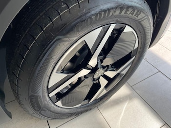 Used Peugeot 2008 2026 for sale - 78513338: Photo
