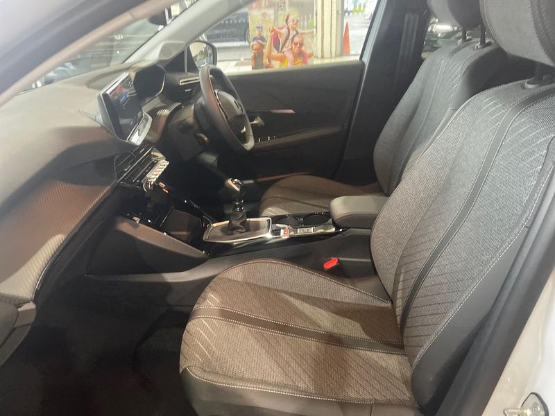 Used Peugeot 208 2025 for sale - 76756966: Photo 8