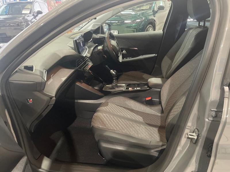 Used Peugeot 208 2025 for sale - 76756967: Photo 8