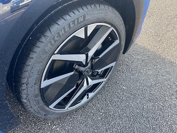 Used Peugeot 208 2025 for sale - 76756961: Photo