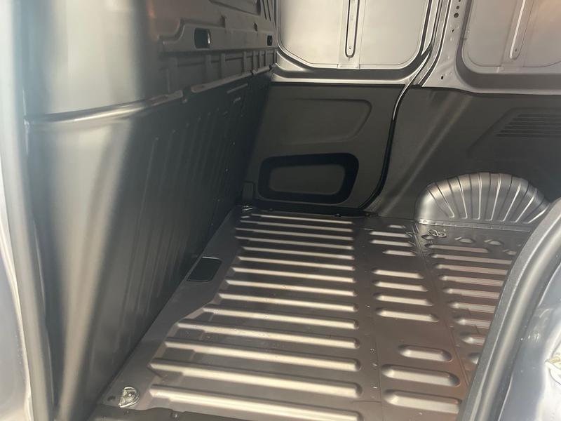 Used Peugeot Partner 2025 for sale - 76296808: Photo 11