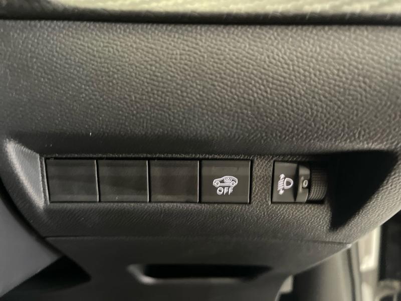 Used Peugeot 2008 2026 for sale - 77701038: Photo 27