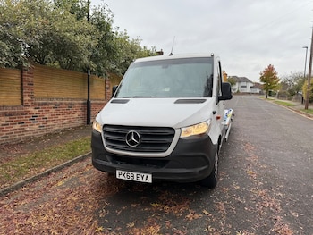 Mercedes-Benz - Sprinter