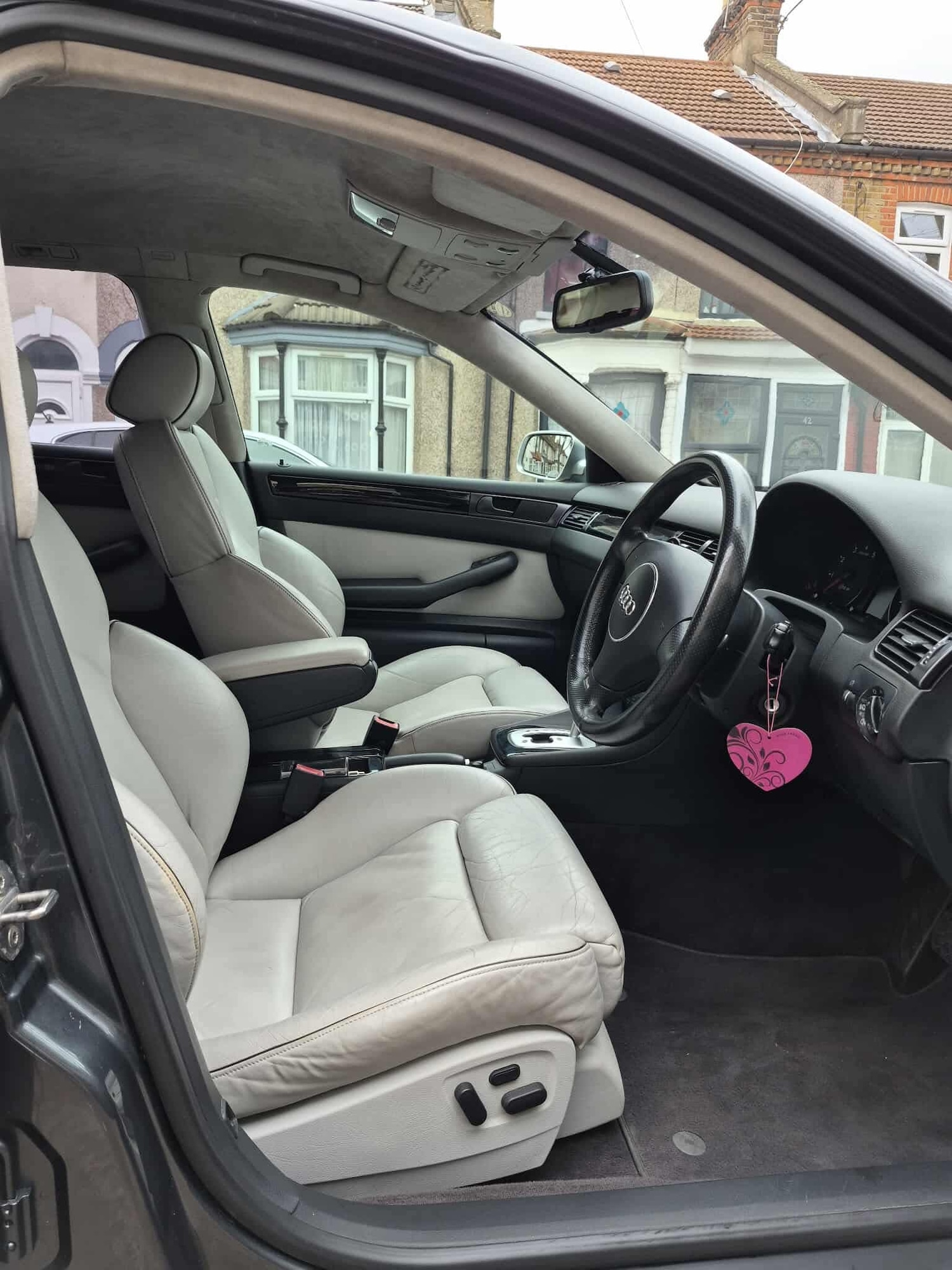 Used Audi RS6 2002 for sale - 77097104: Photo 15