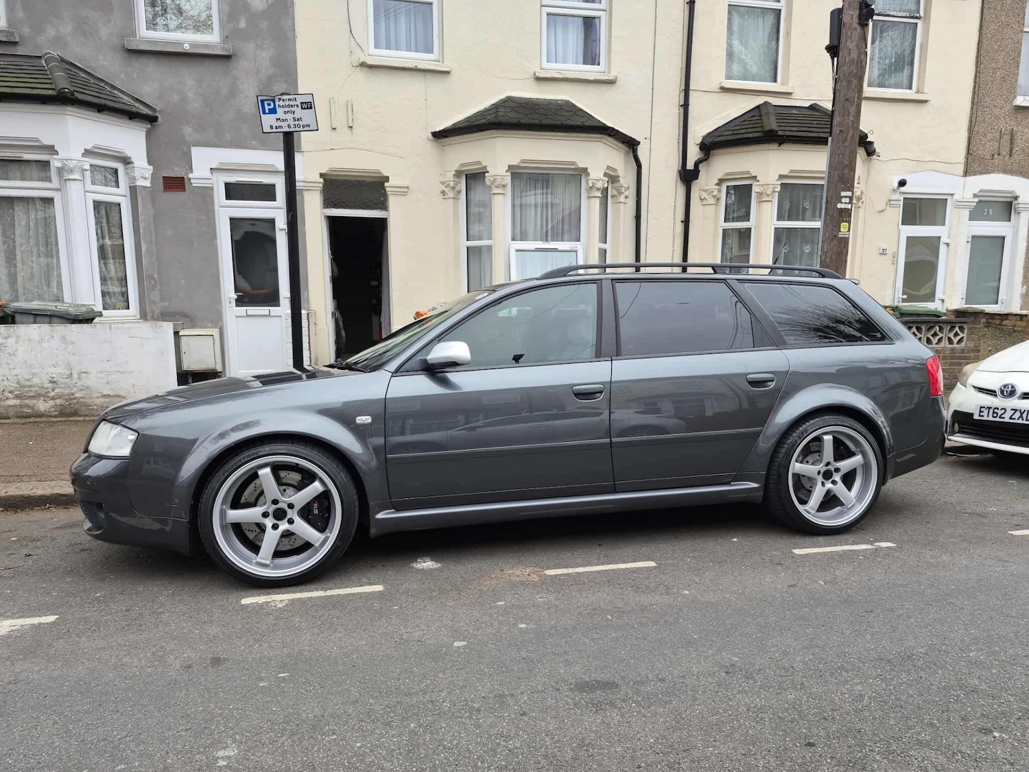 Used Audi RS6 2002 for sale - 77097104: Photo 8