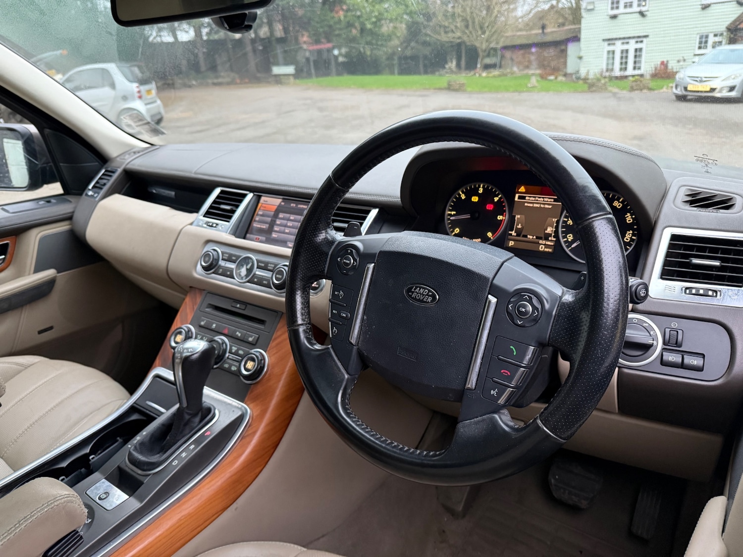 Used Land Rover Range Rover Sport 2010 for sale - 77129265: Photo 16