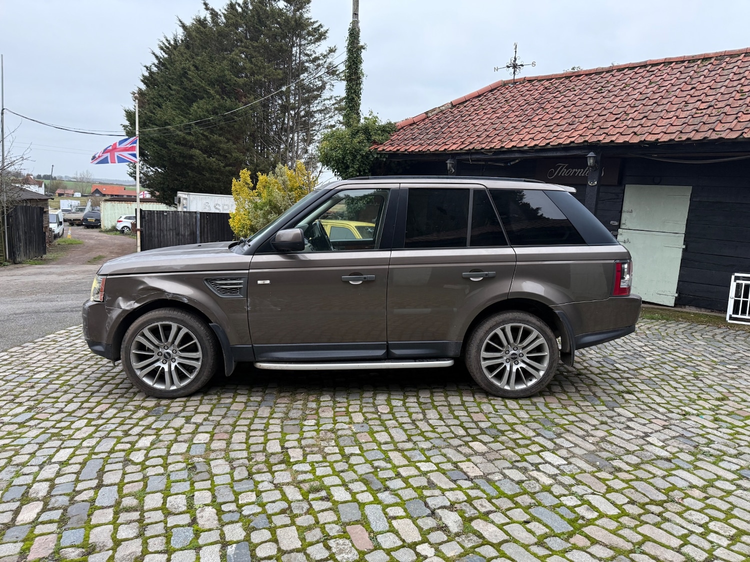 Used Land Rover Range Rover Sport 2010 for sale - 77129265: Photo 6