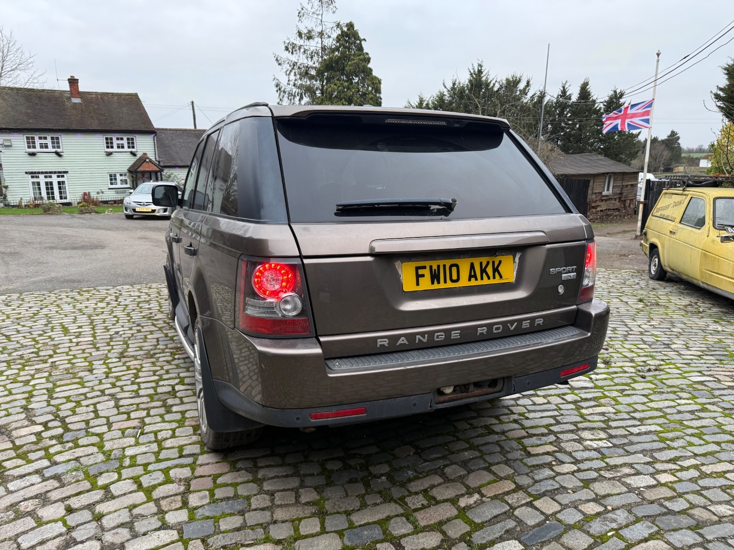 Used Land Rover Range Rover Sport 2010 for sale - 77129265: Photo 8