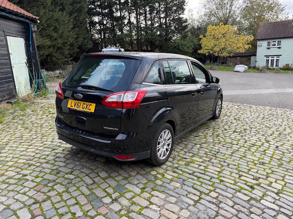 Used Ford Grand C-Max 2011 for sale - 76222489: Photo 11