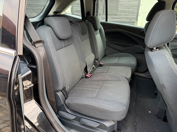 Used Ford Grand C-Max 2011 for sale - 76222489: Photo 18