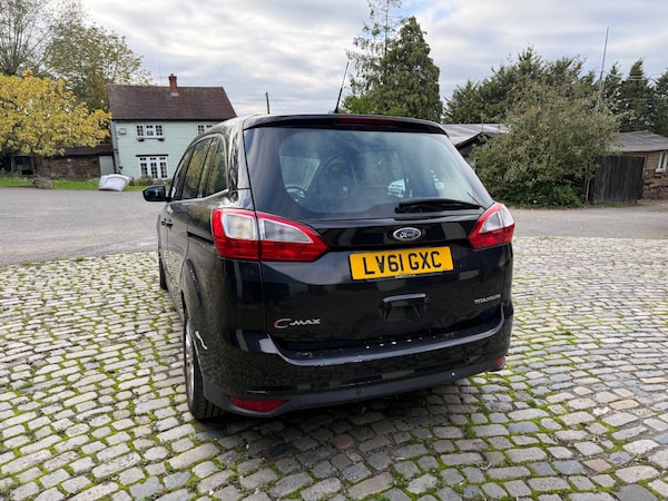Used Ford Grand C-Max 2011 for sale - 76222489: Photo 8