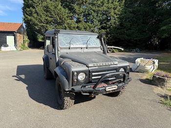 Used Land Rover Defender 90 1985 for sale - 75556348: Photo