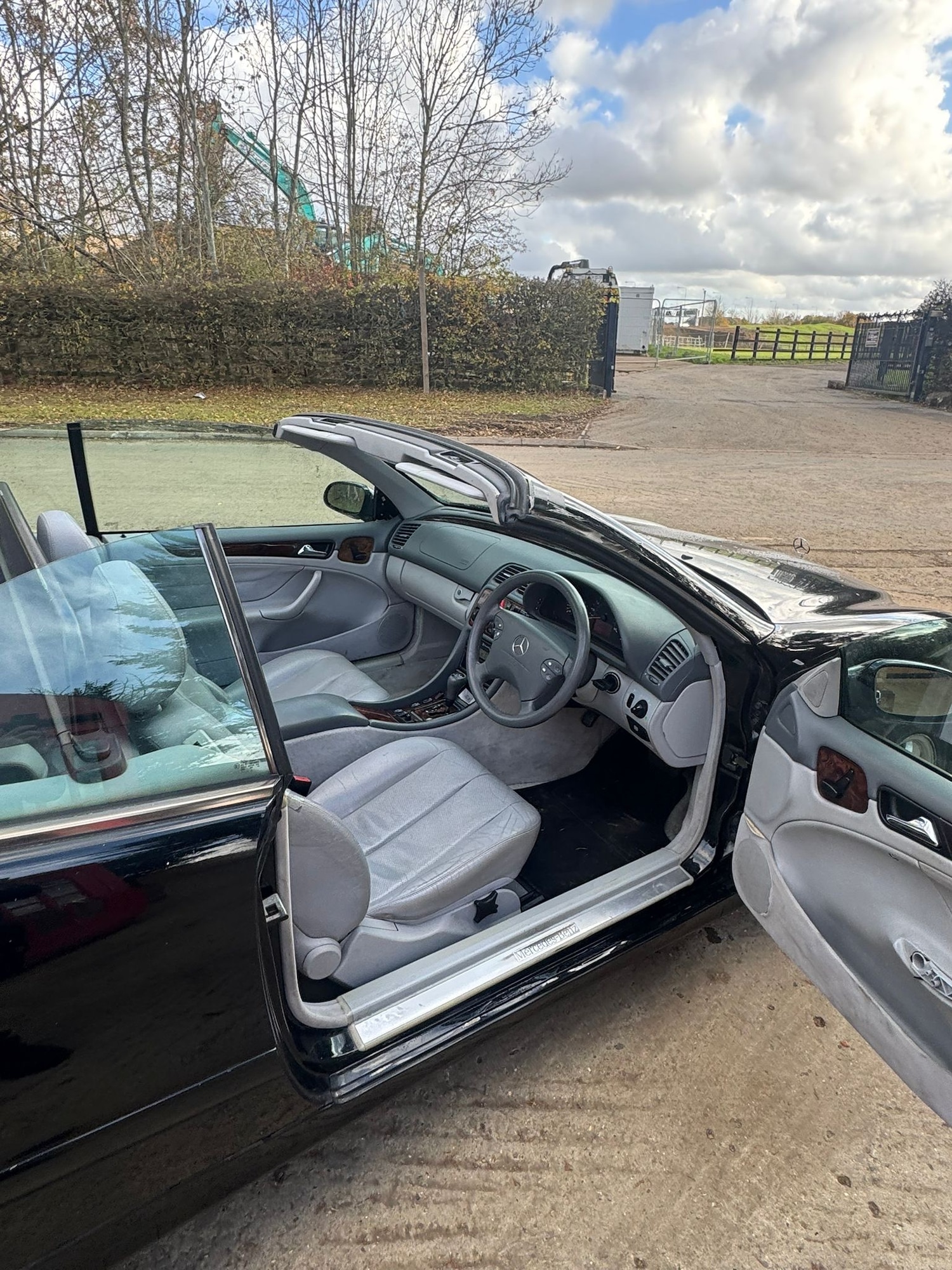 Used Mercedes-Benz CLK 2000 for sale - 76670833: Photo 11