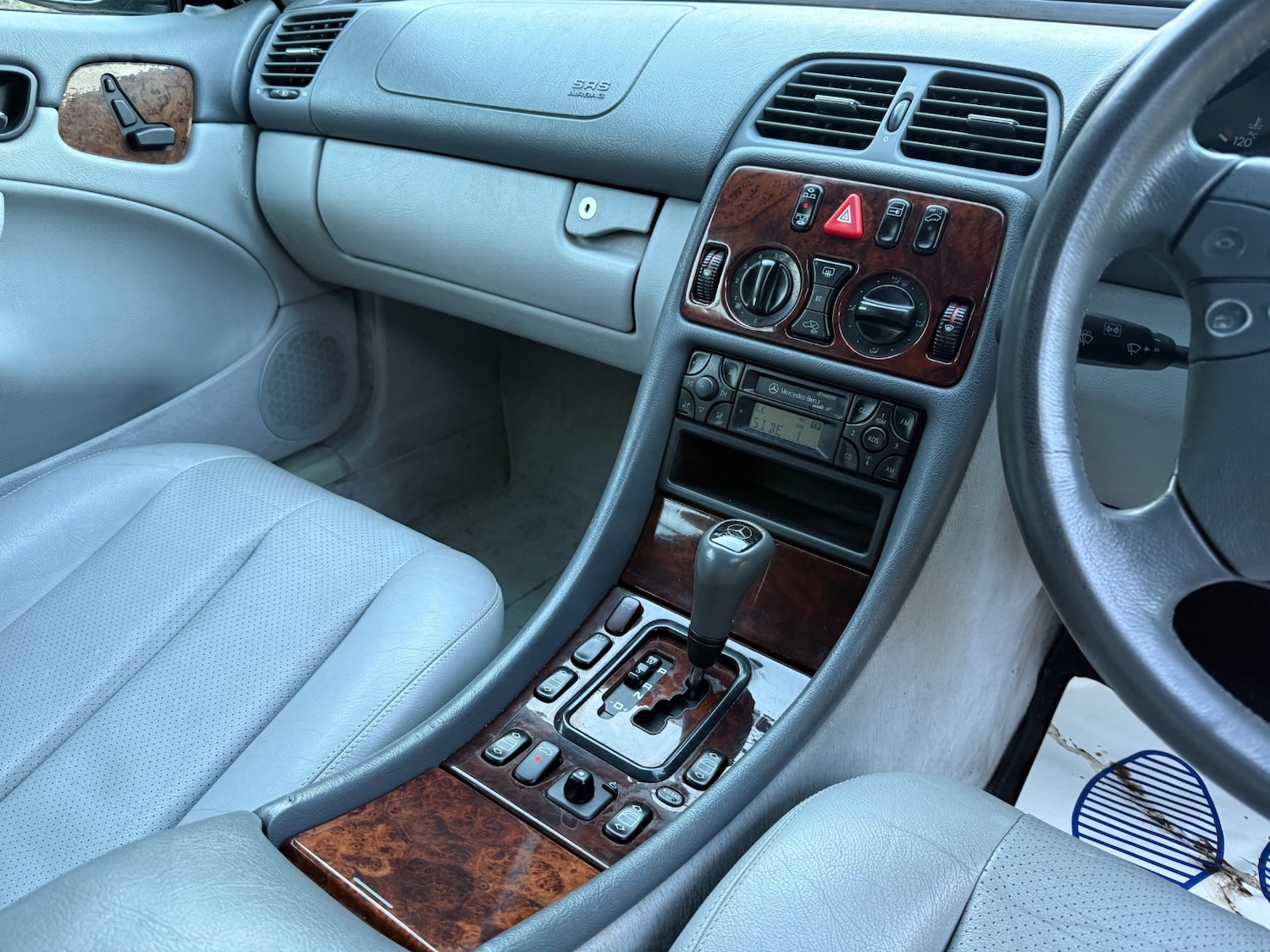 Used Mercedes-Benz CLK 2000 for sale - 76670833: Photo 17