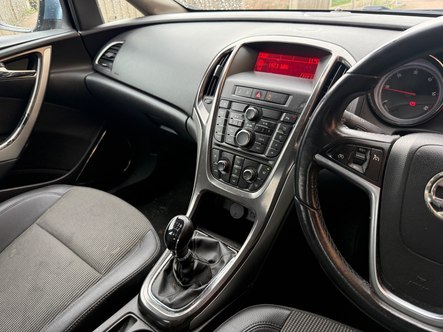 Used Vauxhall Astra 2010 for sale - 76379070: Photo 18