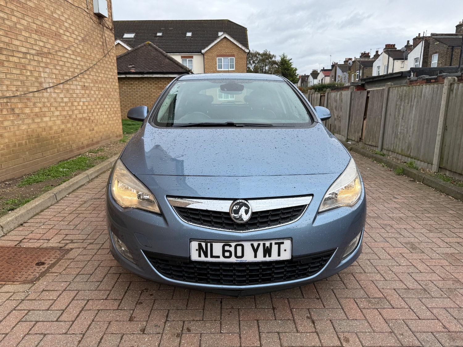 Used Vauxhall Astra 2010 for sale - 76379070: Photo 3
