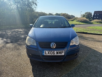 Used Volkswagen Polo 2006 for sale - 76113624: Photo