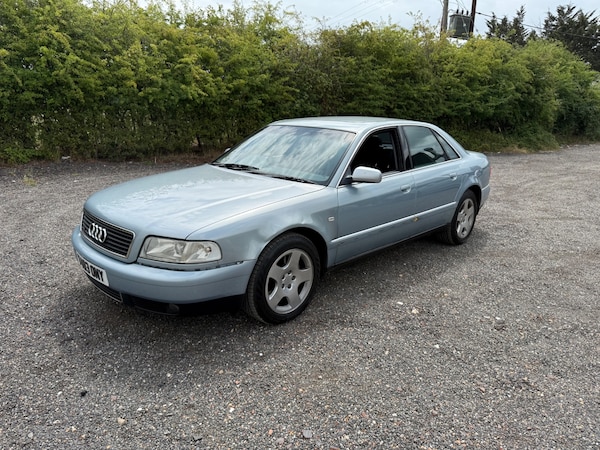 Used Audi A8 2001 for sale - 75356819: Photo 2