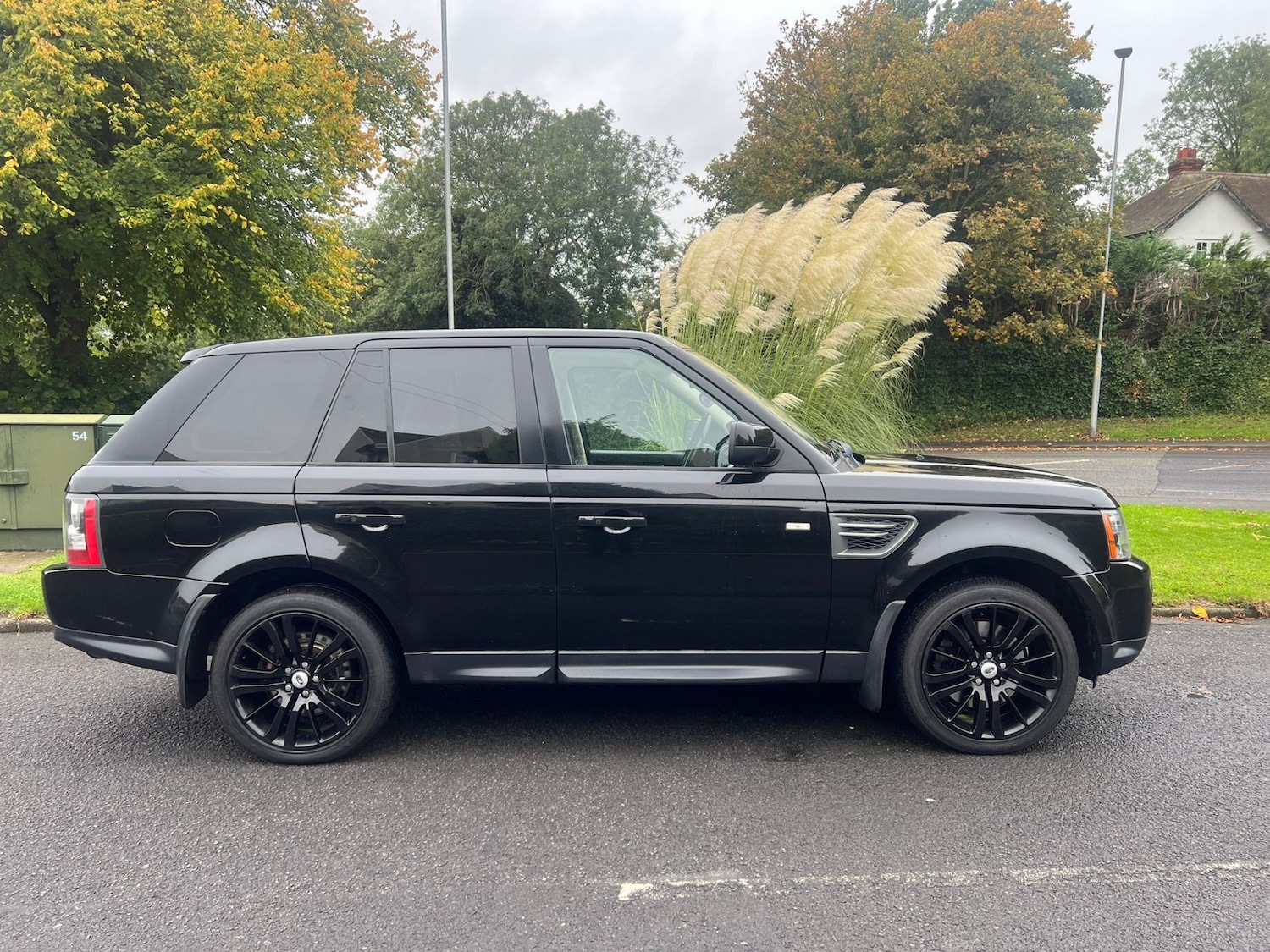 Used Land Rover Range Rover Sport 2010 for sale - 76170536: Photo 4