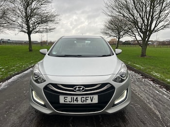 Used Hyundai i30 2014 for sale - 77188970: Photo