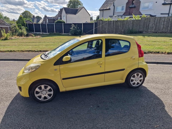 Used Peugeot 107 2010 for sale - 76127678: Photo 4