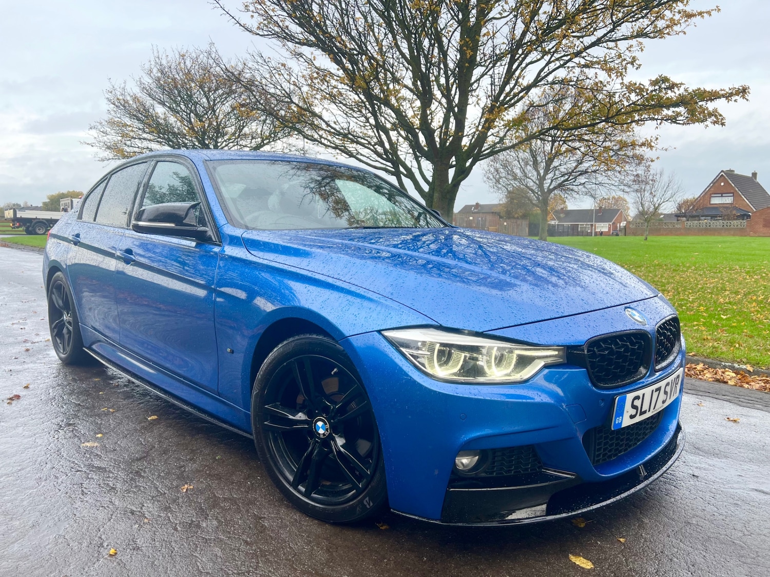 Used BMW 3 Series 2017 for sale - 76525877: Photo 1