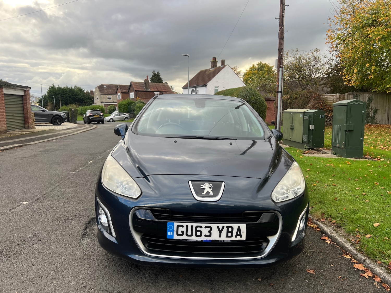 Used Peugeot 308 2013 for sale - 76528674: Photo 2