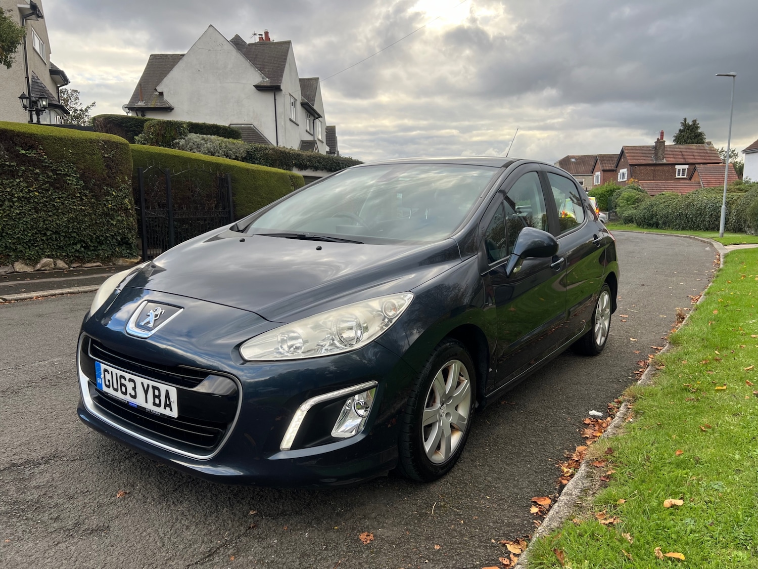 Used Peugeot 308 2013 for sale - 76528674: Photo 3