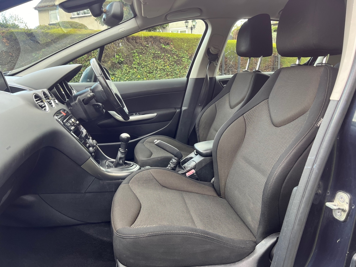 Used Peugeot 308 2013 for sale - 76528674: Photo 6