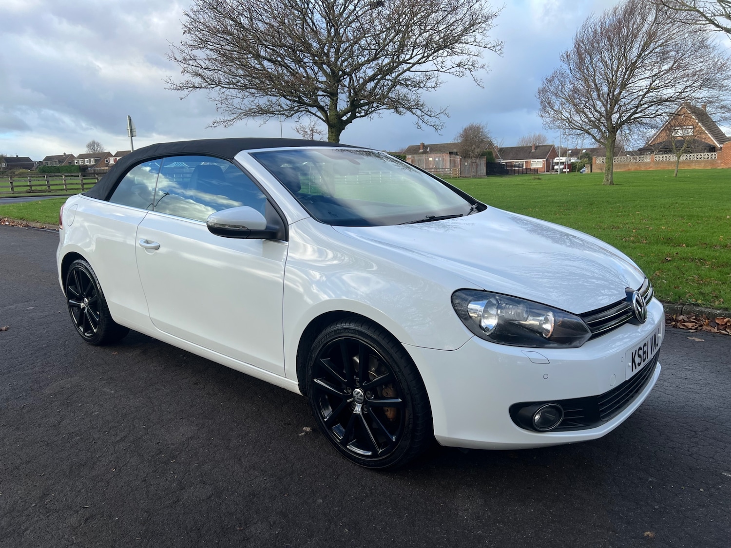 Used Volkswagen Golf 2011 for sale - 76703022: Photo 2