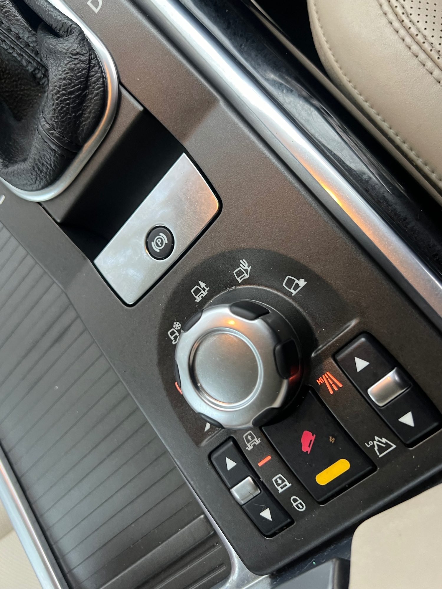 Used Land Rover Range Rover Sport 2010 for sale - 77318243: Photo 13