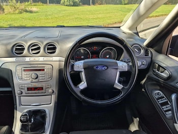 Used Ford S-Max 2010 for sale - 75951800: Photo