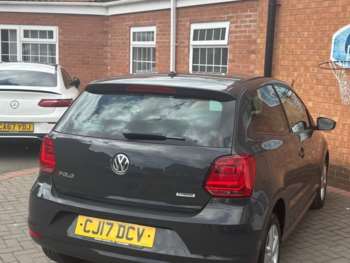 Used Volkswagen Polo 2017 for sale - 75173716: Photo