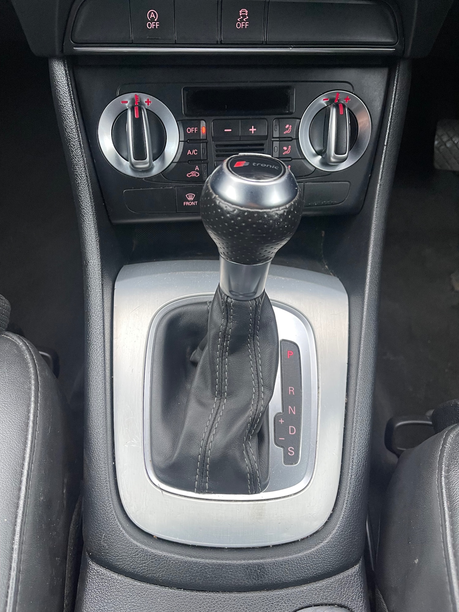 Used Audi Q3 2013 for sale - 77610644: Photo 13