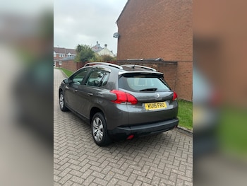 Used Peugeot 2008 2016 for sale - 76250796: Photo 4