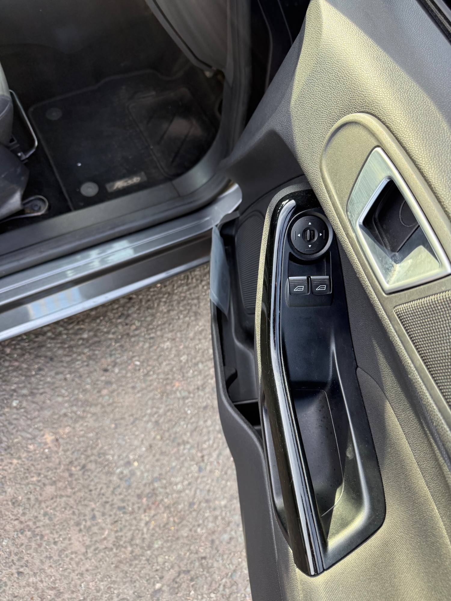 Used Ford Fiesta 2016 for sale - 78154507: Photo 12