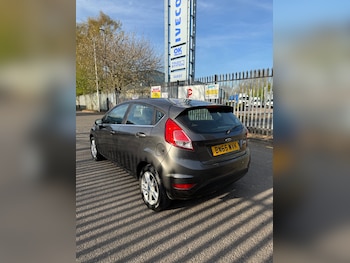 Used Ford Fiesta 2016 for sale - 78154507: Photo