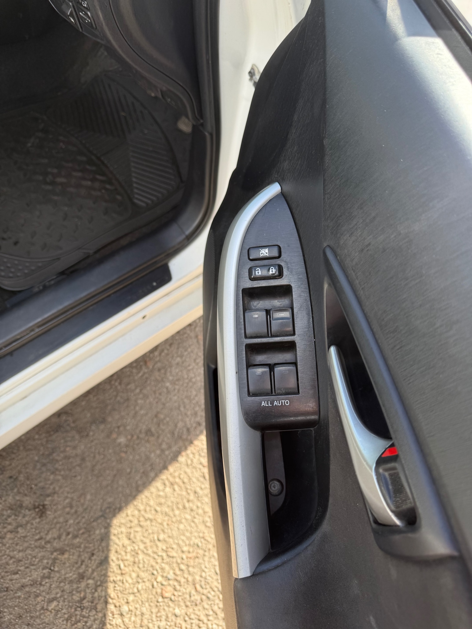 Used Toyota Prius 2019 for sale - 77889367: Photo 10