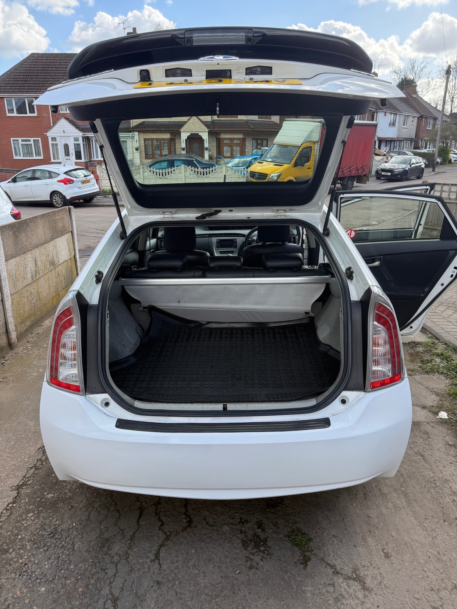 Used Toyota Prius 2019 for sale - 77889367: Photo 19